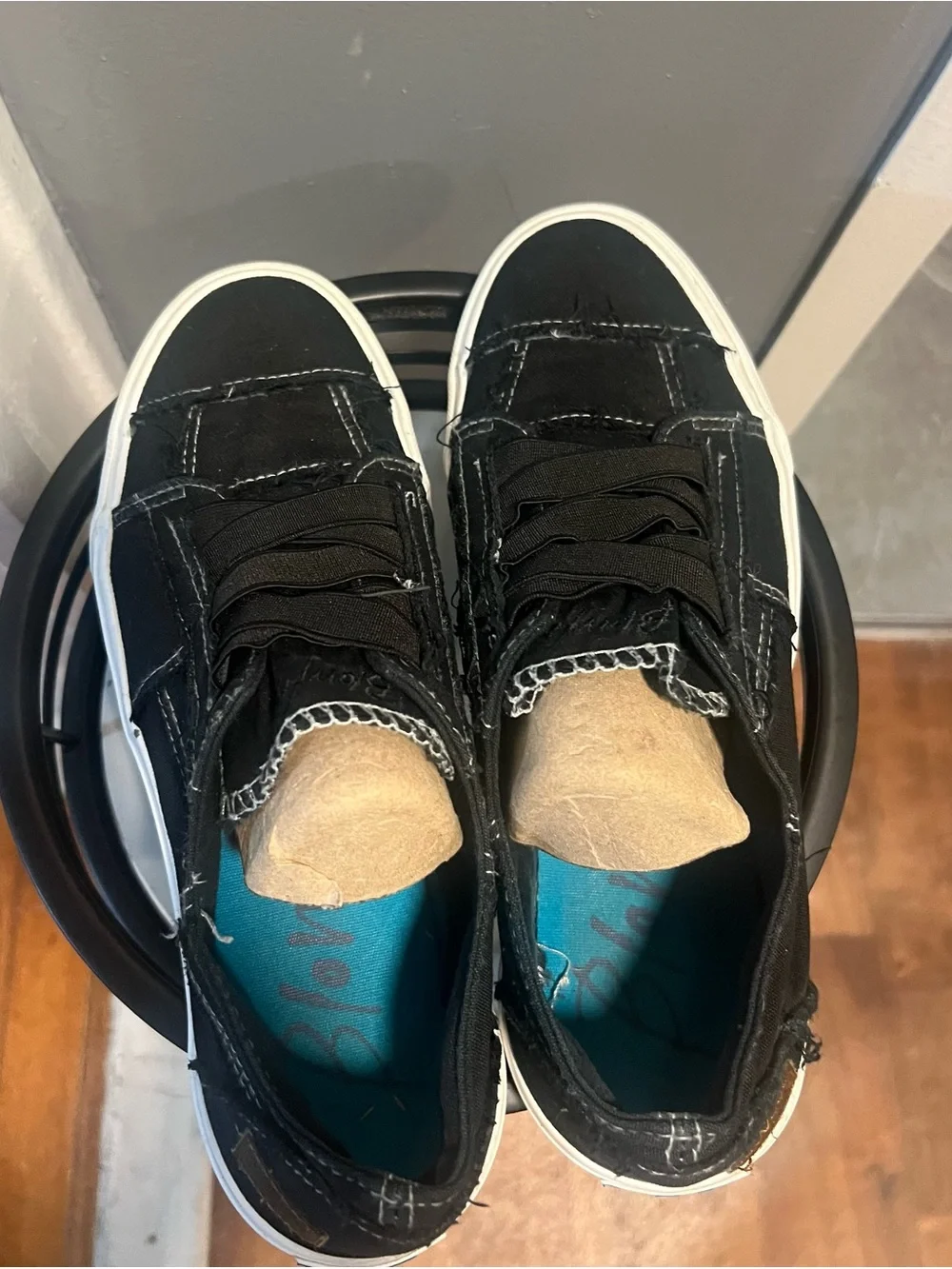 Blowfish Malibu Black Canvas Slip-On Sneakers with White Sole size 8